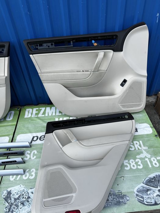 Fețe de ușă interior față și spate  Volkswagen Touareg 7 P