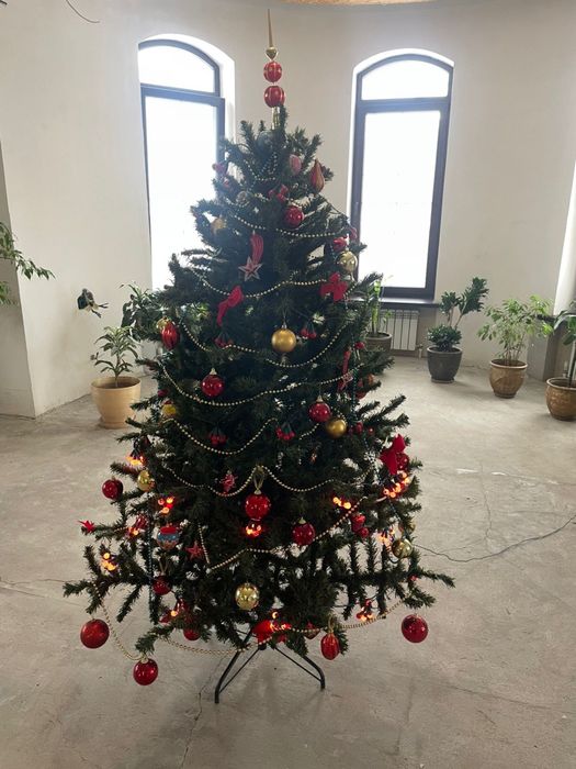 Продается новогодняя елка