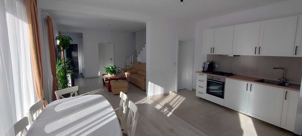 Casă individuală modernă - 120 mp utili - Teren 300 mp