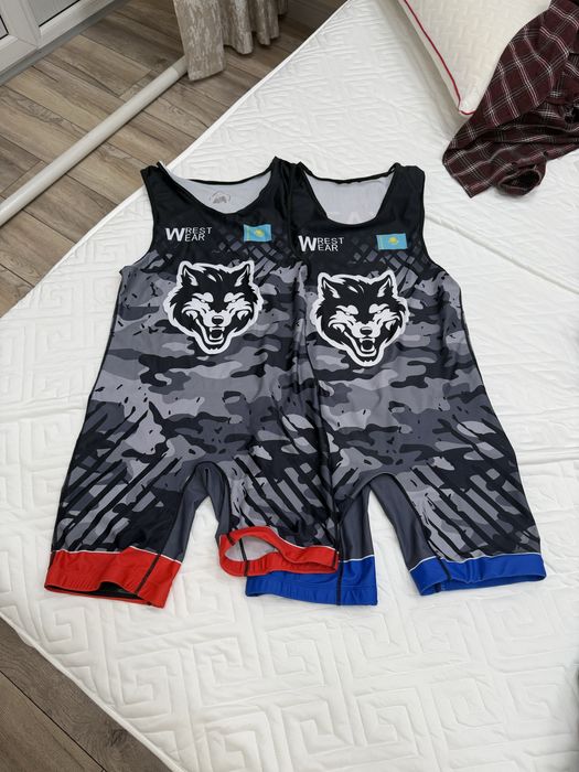 Нательник для борьбы