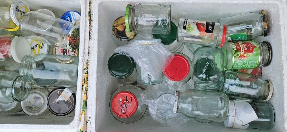 Банки стеклянные разного объема