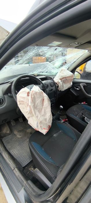 Dacia duster 1.5 dci AVARIAT