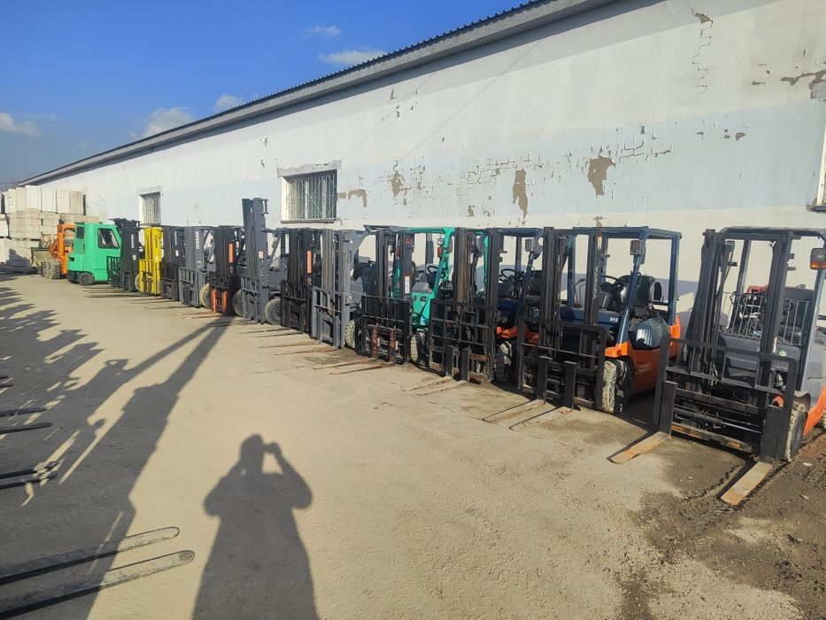 Продам вилочный погрузчик. Кара