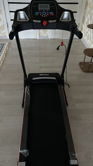 Беговая дорожка Genau