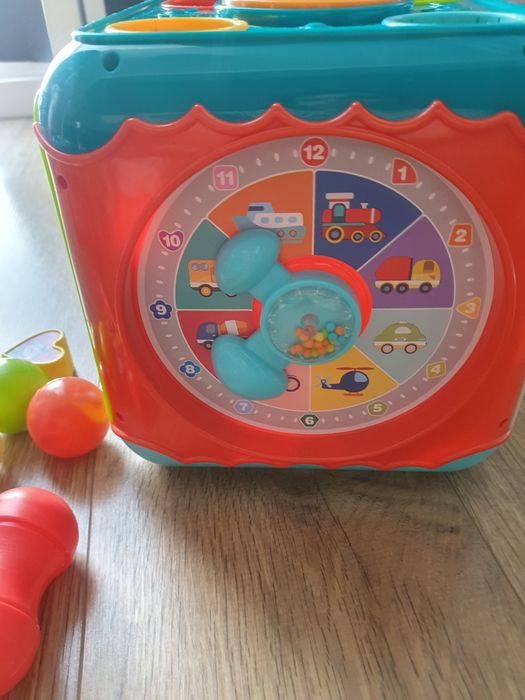 Cub interactiv Montessori