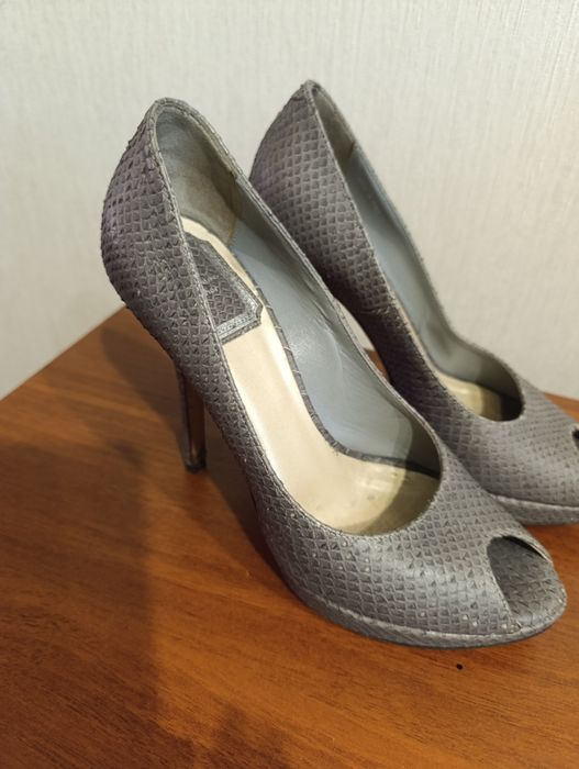 Туфли Dior, оригинал, 36 размер.