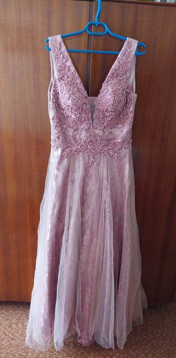 Бутикова бална рокля