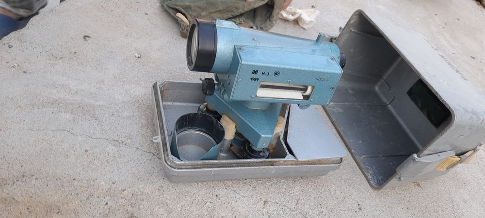 Нивеллер сотилади комплект