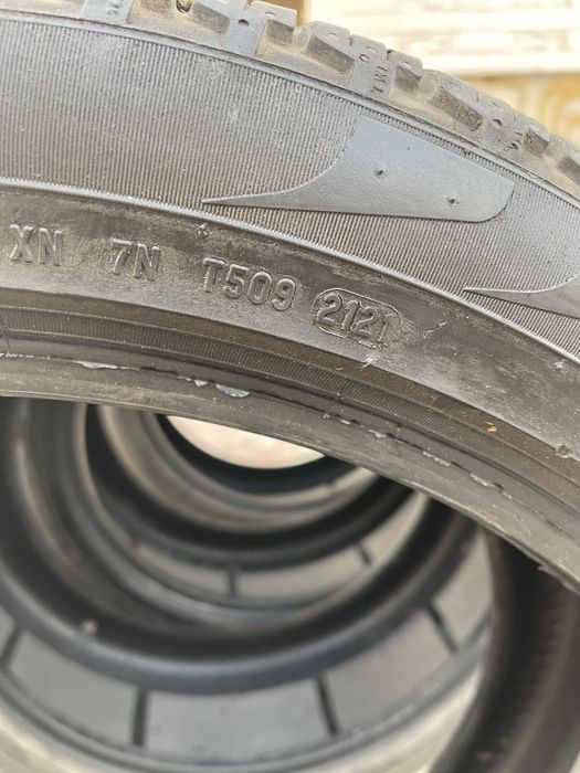 Резина 275/40/22