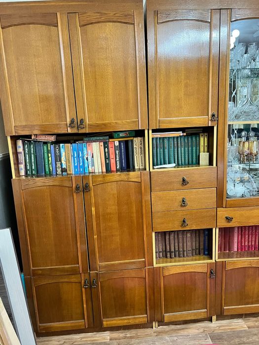 Отдам даром! Стенка Белорусская.