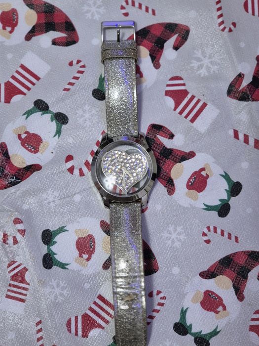 De vanzare ceas Guess!!!