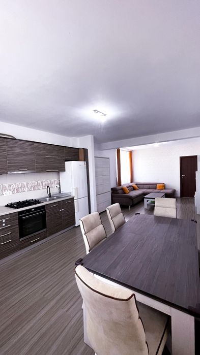 Vând apartament 2 camere