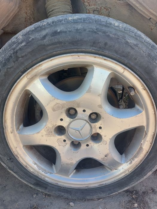 Диска титанка. Покрышка