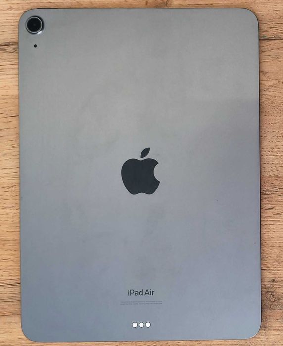 IPad Air 5 / 256 GB серый Wi-Fi
