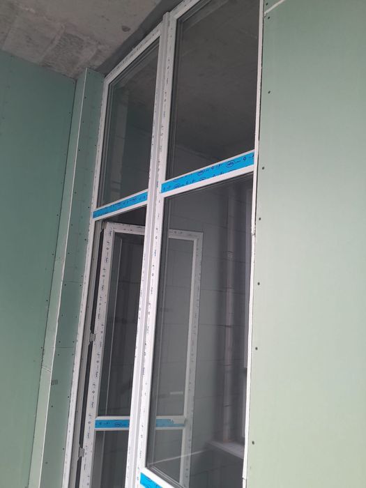 Пластиковый дверь