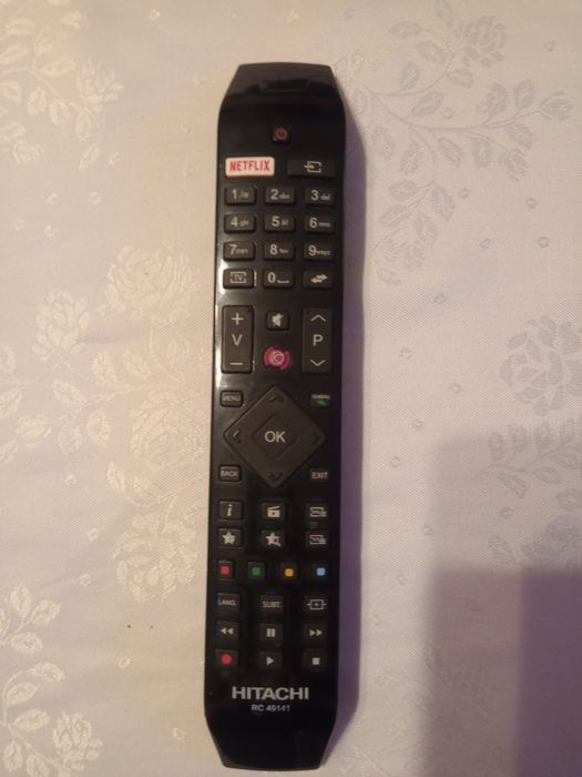 Телевизир HITACHI-40 инча.