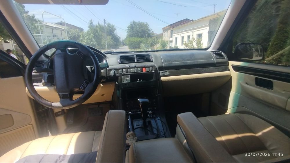 Renj Rover sotiladi.