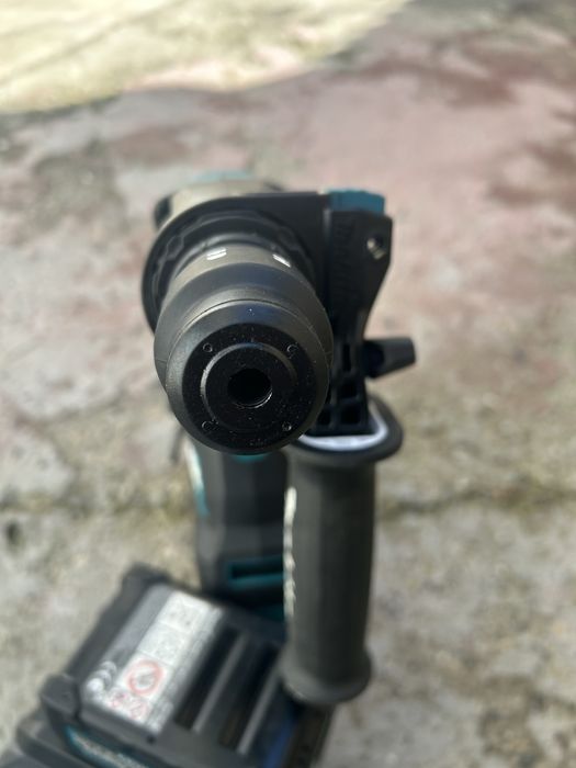 Rotopercutor Makita XGT 40V HR 002G