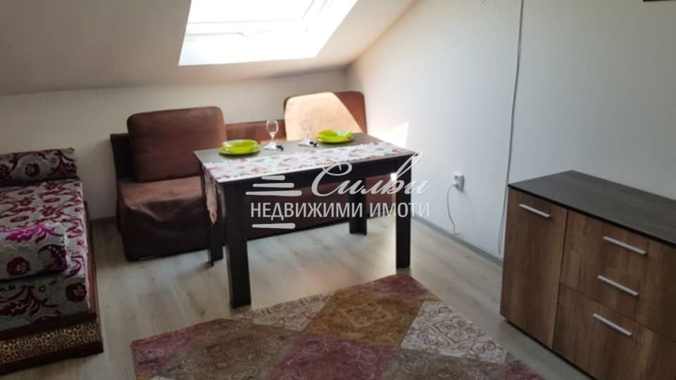 Дава се под наем Едностаен апартамент в Шумен, Военно училище - 28 кв.м за 204 € - Снимка #3