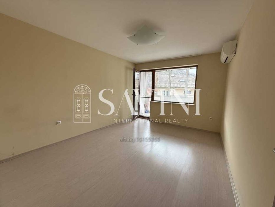 Тристаен апартамент в центъра на гр.Пловдив