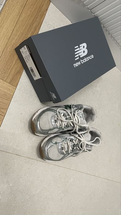 Продам кроссовки new balance 740 модель