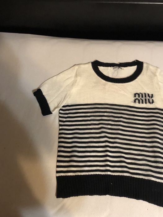 Tricou Miu Miu , calitate premium , pe stoc , nou , S