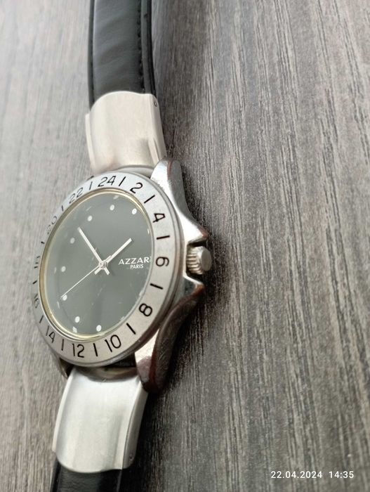 Часы наручные Azzaro
