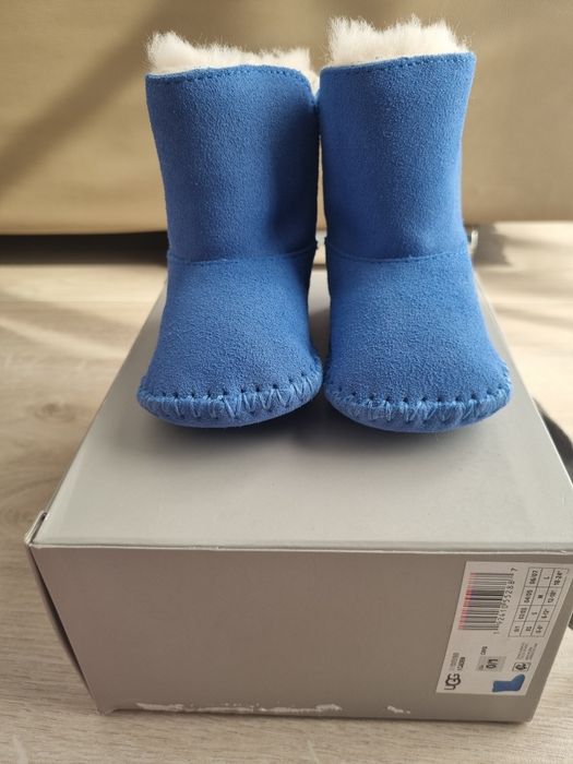 Ghete UGG blană noi născuți