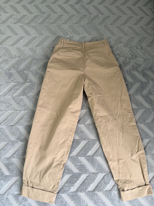 Панталон Zara.