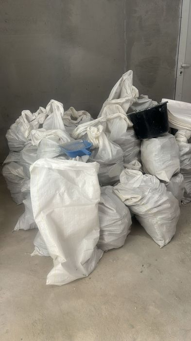 Servicii debarasari/golire apartamente.