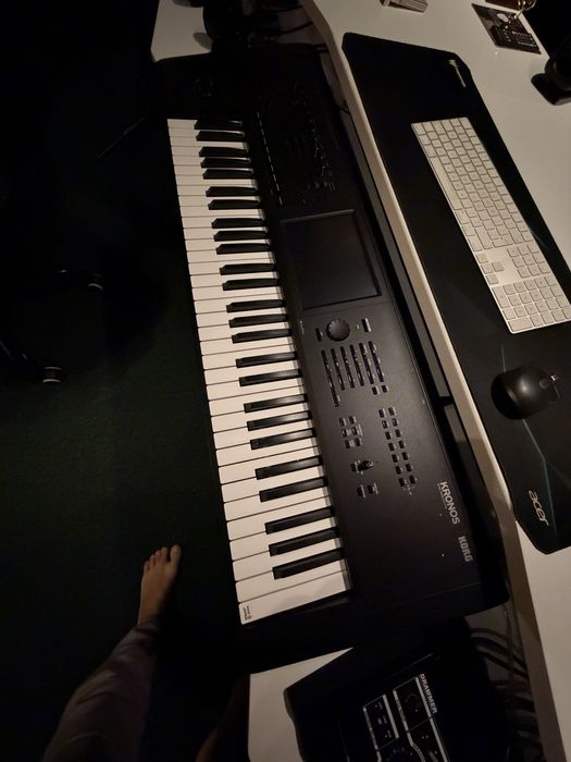 Korg KRONOS 3   Перфектен