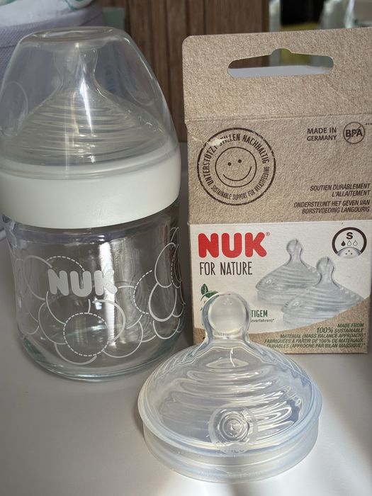 Комплект стъклени бутилки с нови биберони - NUK и Dr. Browns