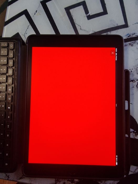 iPad 9 (Gen 9) + tastatură + folie mată – stare foarte bună