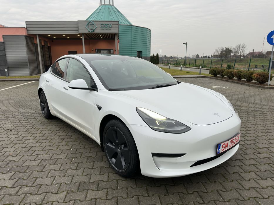 Tesla Model 3 Long Range 2021