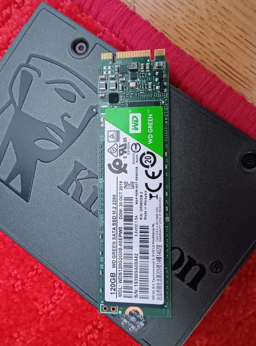 Se vând SSD M2 sata 11 buc 120GB