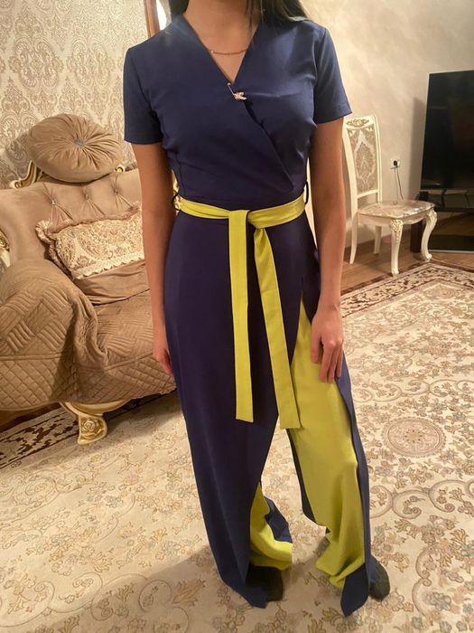 Продам костюм комбинезон