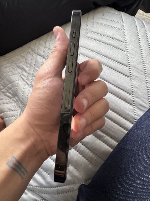iphone 14 pro.