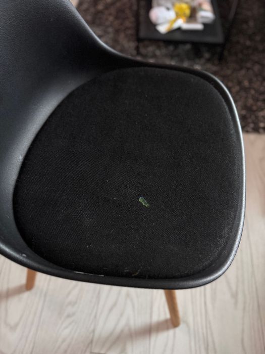 Трапезарна маса с 4 стола