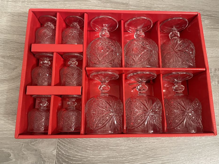 Set pahare vin si tuica 6x6