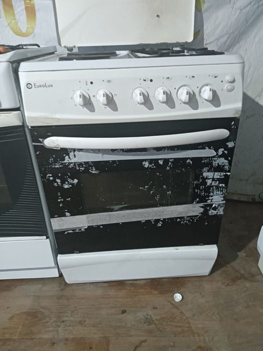 Продам газ плиту