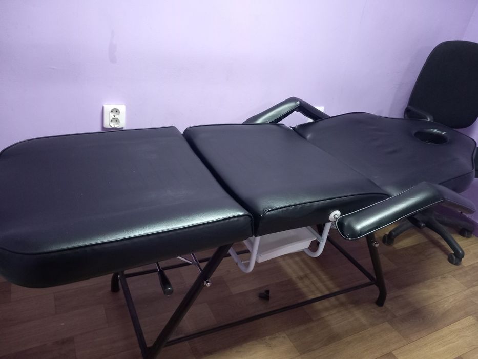 Козметична кушетка