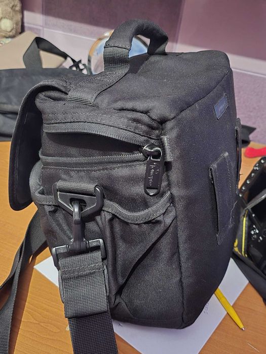 Geanta foto Panasonic, Lowepro