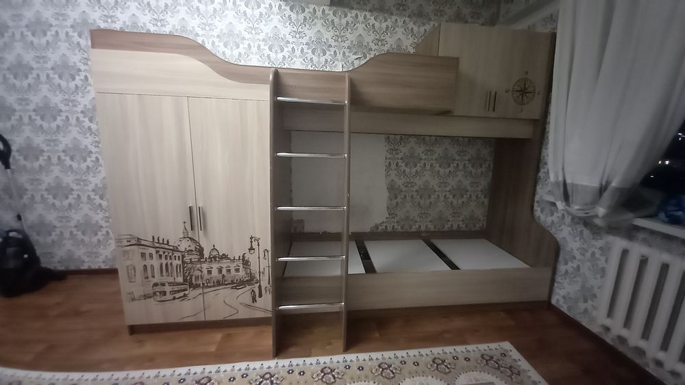 Кровать двухэтажный