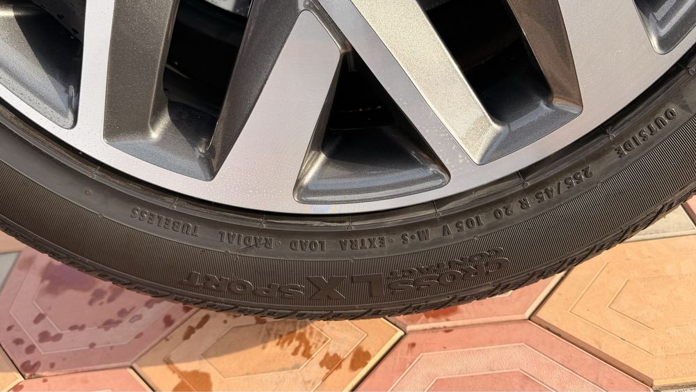 Диска, шины Huyndai Santafe r20