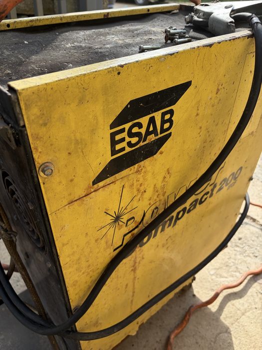 Заваръчен апарат ESAB Power Compact 200 ECF