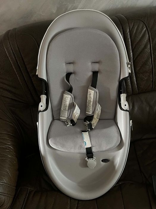 Carucior 2 in 1 in stare buna
