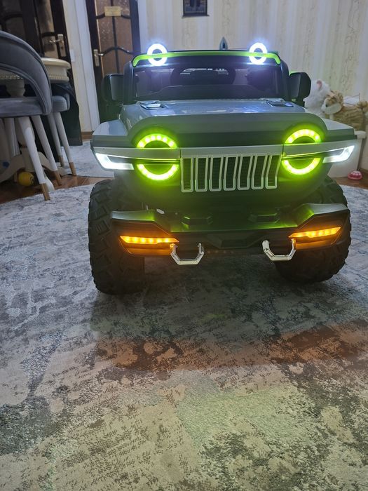 Baggi jeep болалар машинаси сотилади