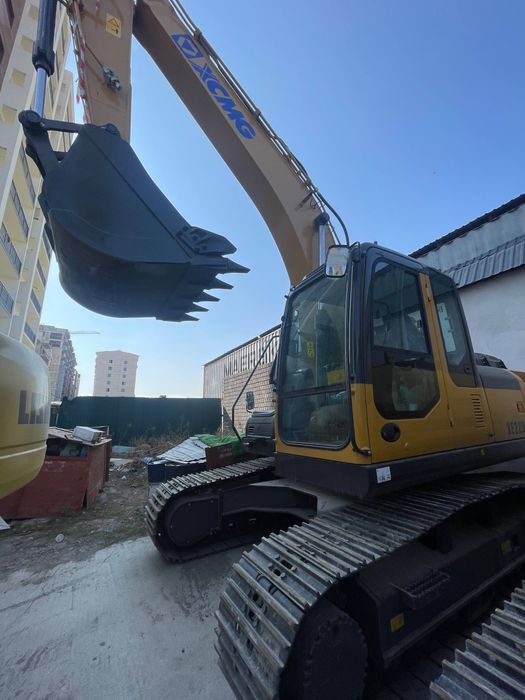 Эксковатор гусеничный