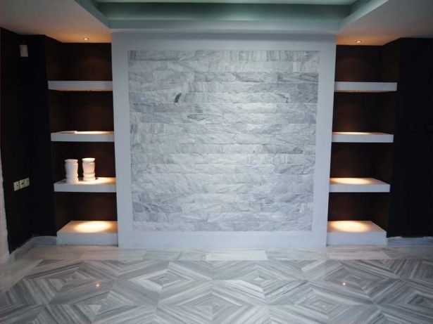 Piatra naturala/Marmura Scapitata White Sky 10 x lungimi libere x 2 cm