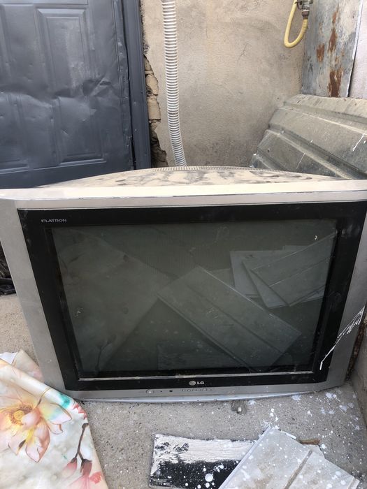 Продам телевизор